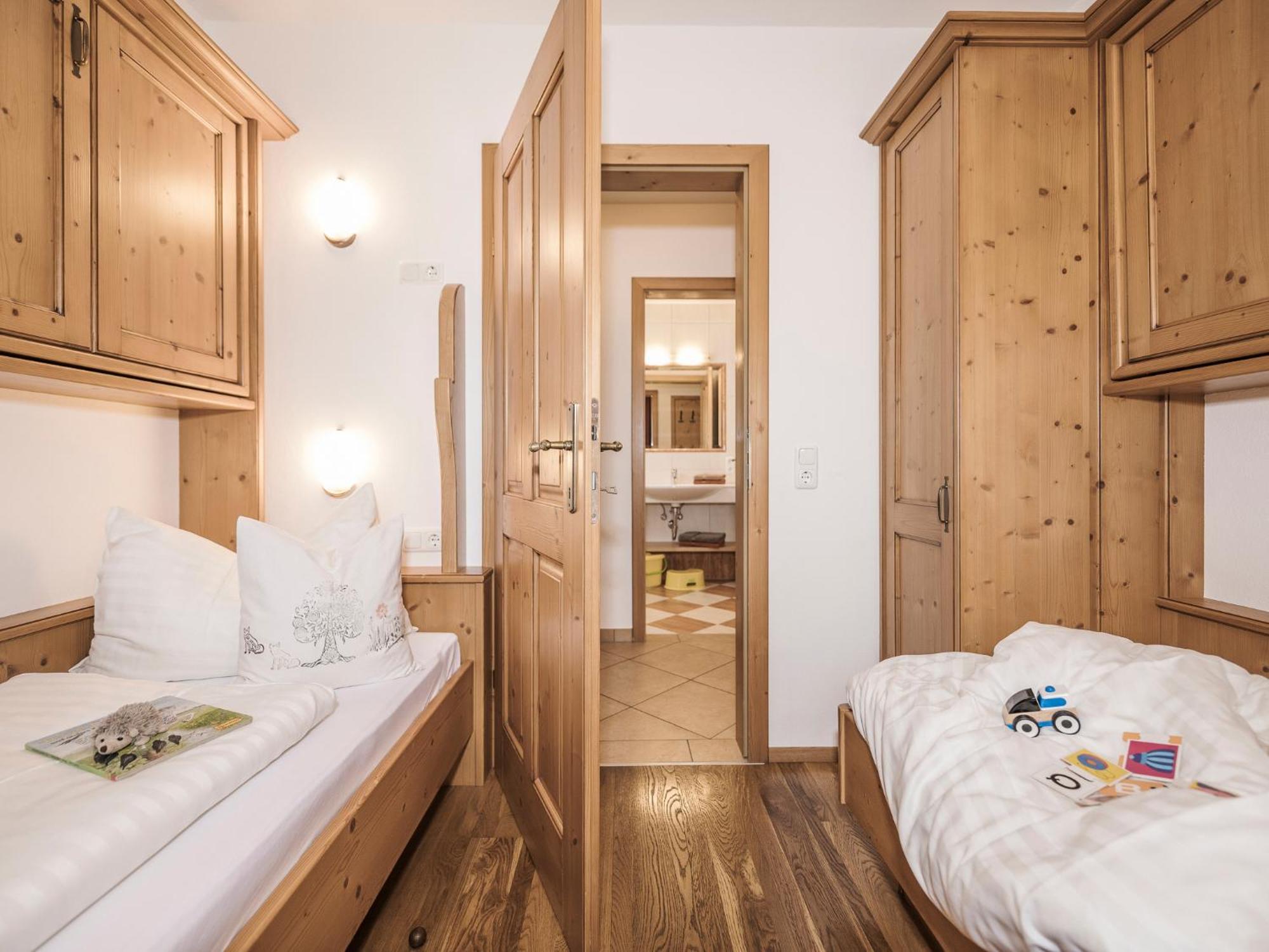 Kinderbauernhof Scharrerhof Hollersbach im Pinzgau Szoba fotó